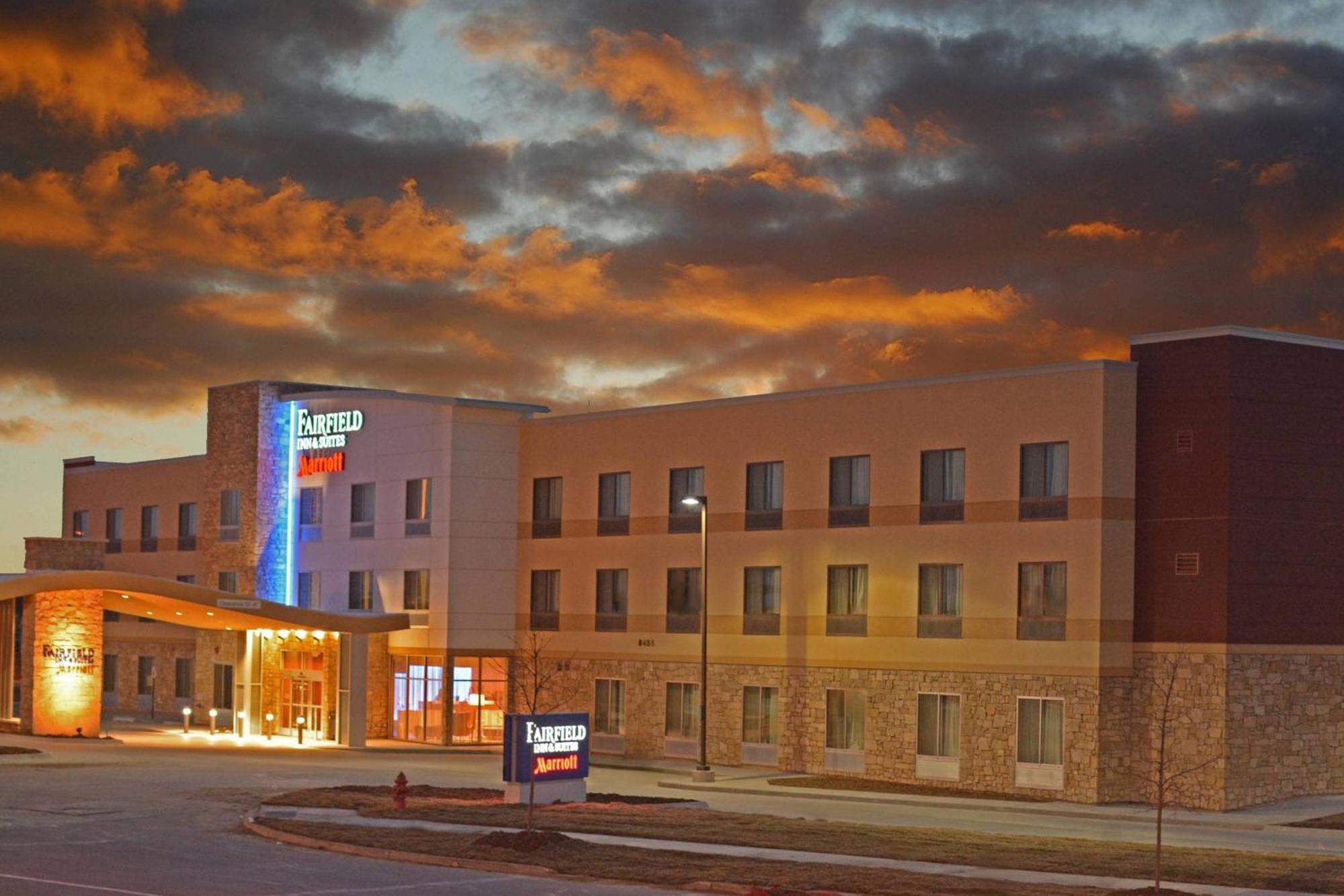 Fairfield Inn & Suites By Marriott Lincoln Southeast Buitenkant foto