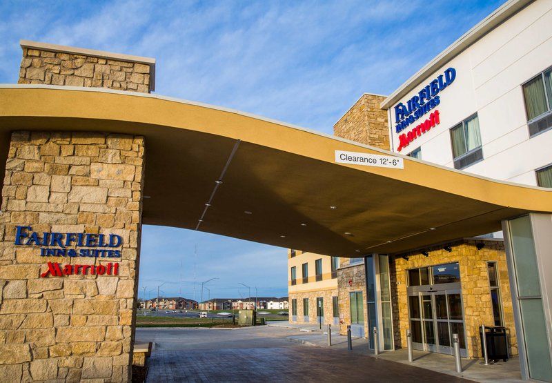 Fairfield Inn & Suites By Marriott Lincoln Southeast Buitenkant foto