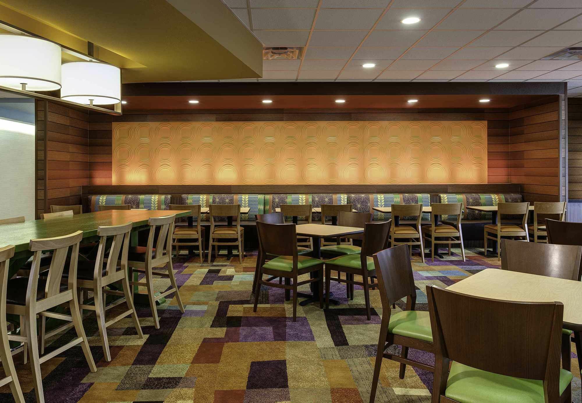 Fairfield Inn & Suites By Marriott Lincoln Southeast Buitenkant foto
